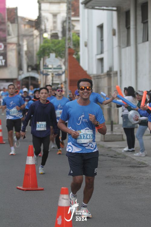 Race photo from Jabar Run 10K 2024