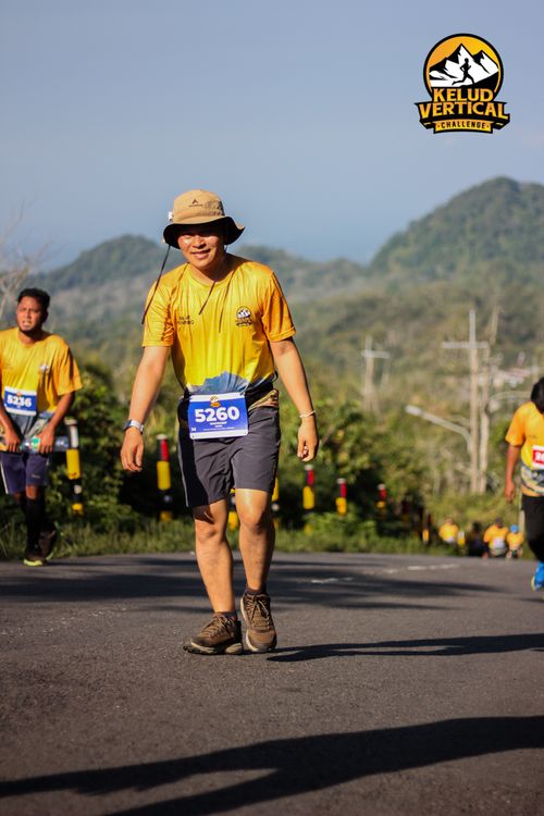 Race photo from Kelud Vertical Challenge 2024