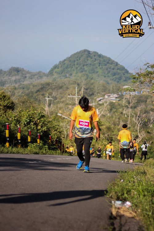 Race photo from Kelud Vertical Challenge 2024