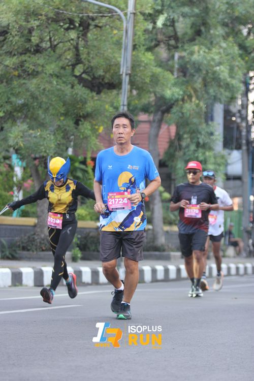 Race photo from Isoplus Run 2024 Surabaya