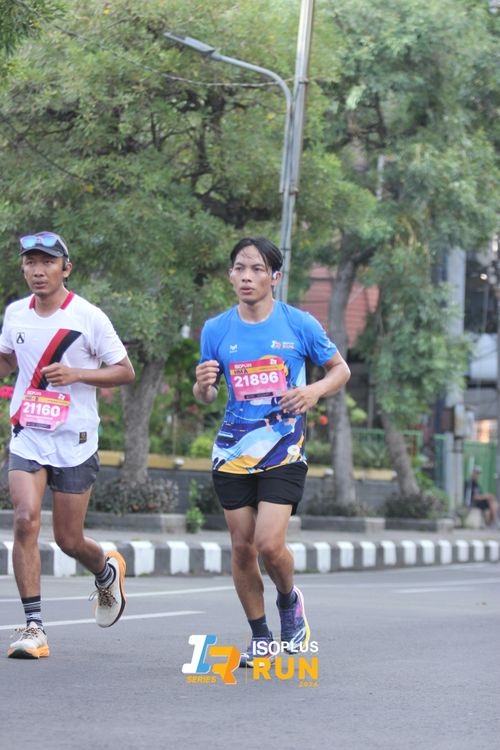 Race photo from Isoplus Run 2024 Surabaya