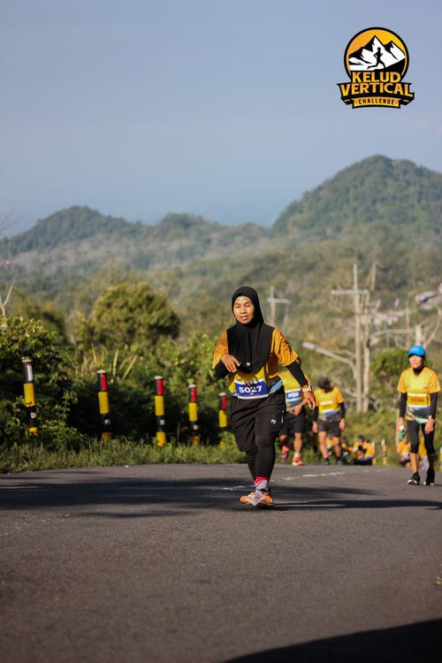 Race photo from Kelud Vertical Challenge 2024