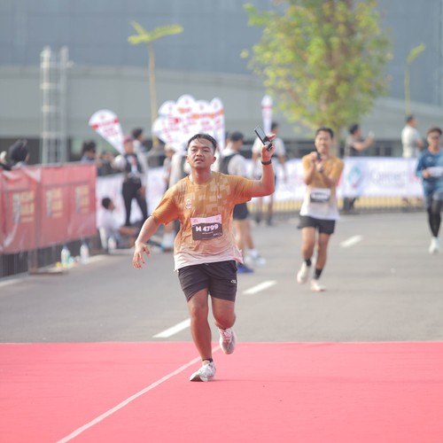 Race photo from KEDIRI HALF MARATHON 2026