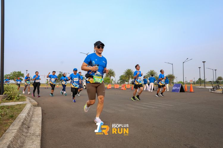 Race photo from ISOPlus Run 2024 Jakarta
