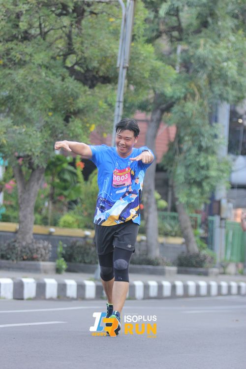 Race photo from Isoplus Run 2024 Surabaya