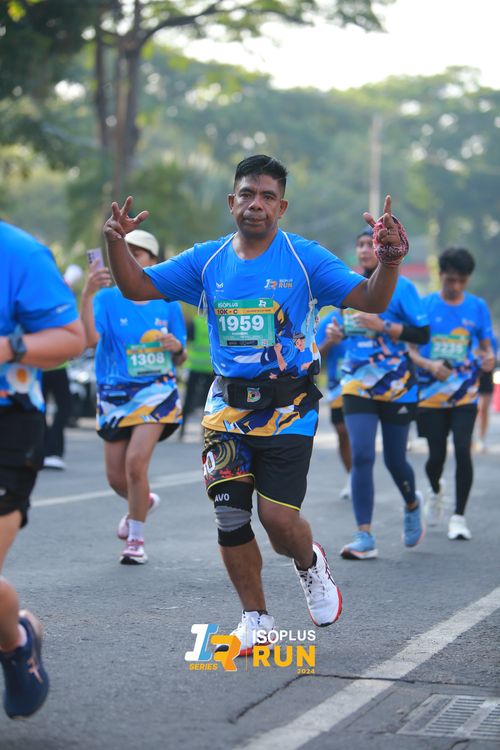 Race photo from Isoplus Run 2024 Surabaya