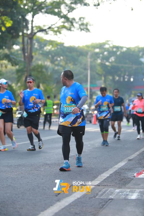 Race photo from Isoplus Run 2024 Surabaya