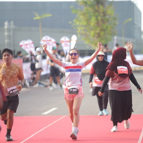Race photo from KEDIRI HALF MARATHON 2026