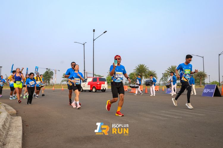 Race photo from ISOPlus Run 2024 Jakarta