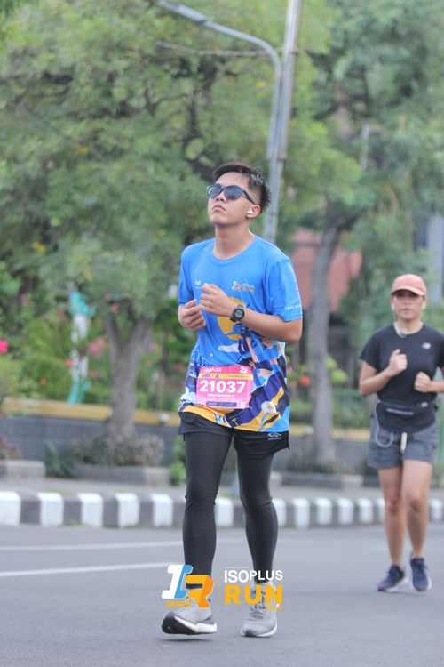 Race photo from Isoplus Run 2024 Surabaya