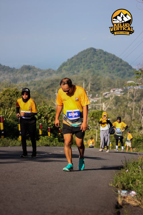 Race photo from Kelud Vertical Challenge 2024