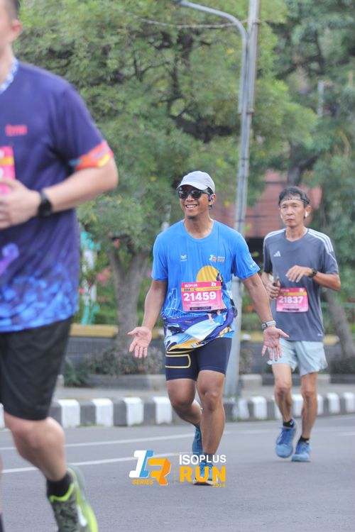 Race photo from Isoplus Run 2024 Surabaya