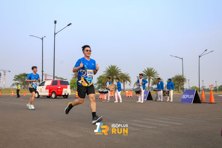 Race photo from ISOPlus Run 2024 Jakarta