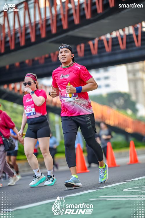 Race photo from Smartfren Run 2025 