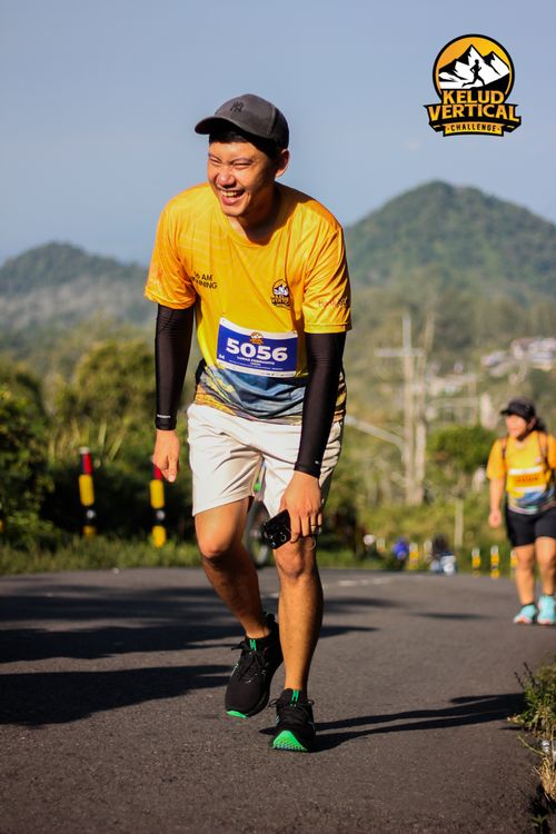 Race photo from Kelud Vertical Challenge 2024