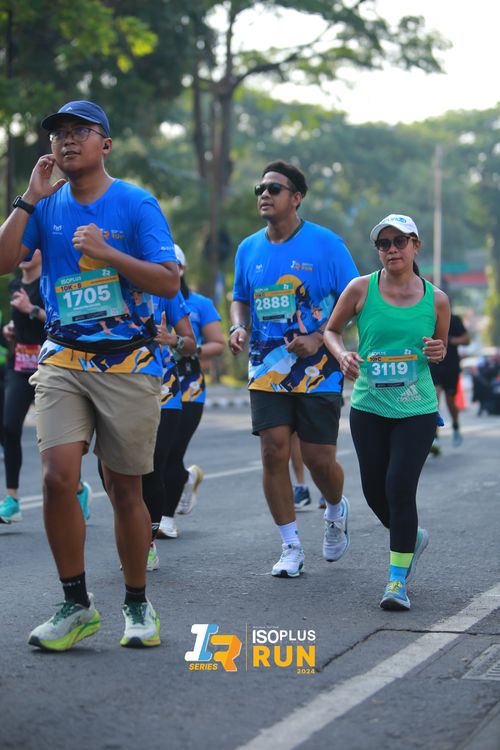 Race photo from Isoplus Run 2024 Surabaya