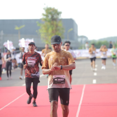 Race photo from KEDIRI HALF MARATHON 2026