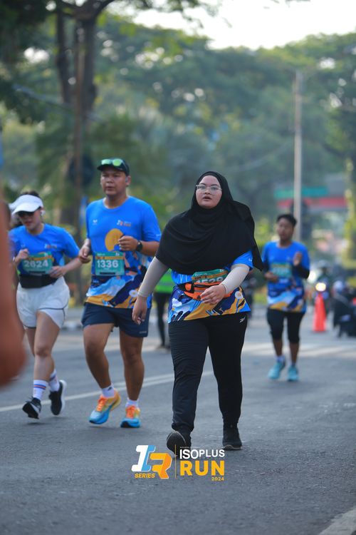 Race photo from Isoplus Run 2024 Surabaya