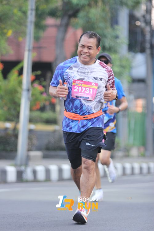 Race photo from Isoplus Run 2024 Surabaya