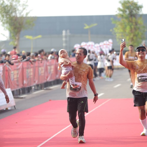 Race photo from KEDIRI HALF MARATHON 2026