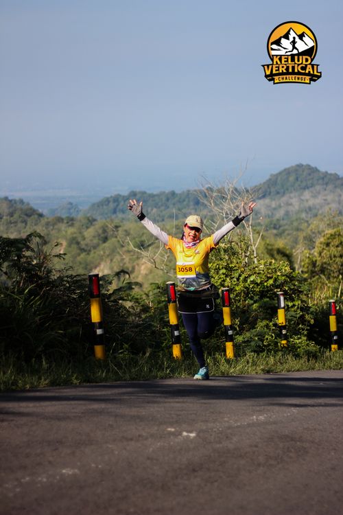 Race photo from Kelud Vertical Challenge 2024