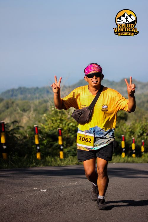 Race photo from Kelud Vertical Challenge 2024
