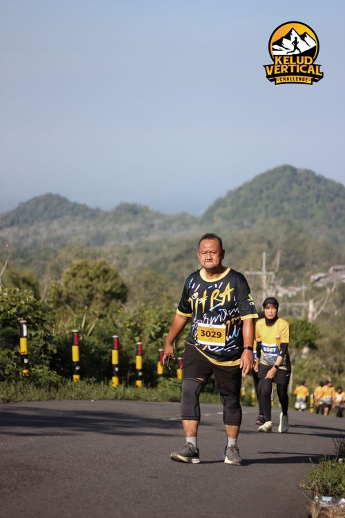 Race photo from Kelud Vertical Challenge 2024