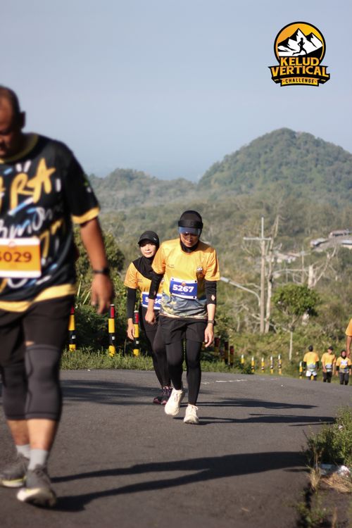 Race photo from Kelud Vertical Challenge 2024