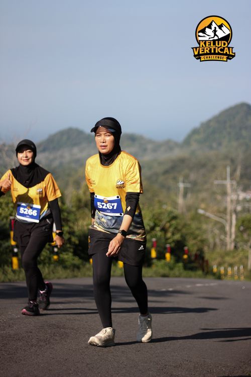 Race photo from Kelud Vertical Challenge 2024