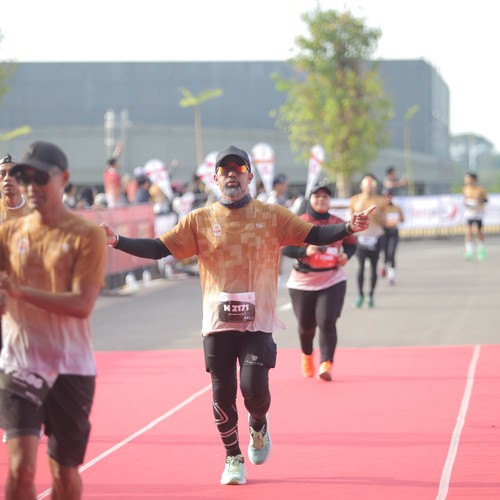 Race photo from KEDIRI HALF MARATHON 2026