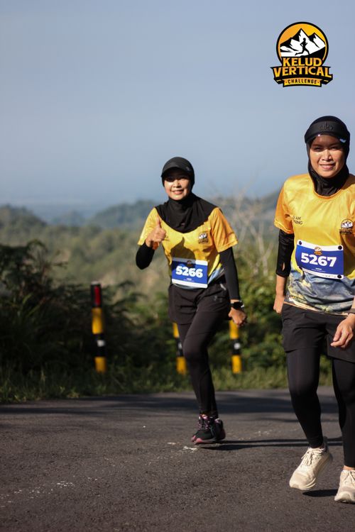 Race photo from Kelud Vertical Challenge 2024