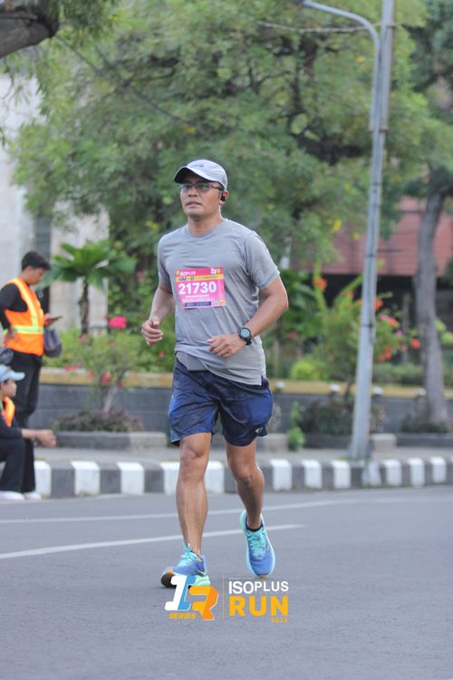 Race photo from Isoplus Run 2024 Surabaya