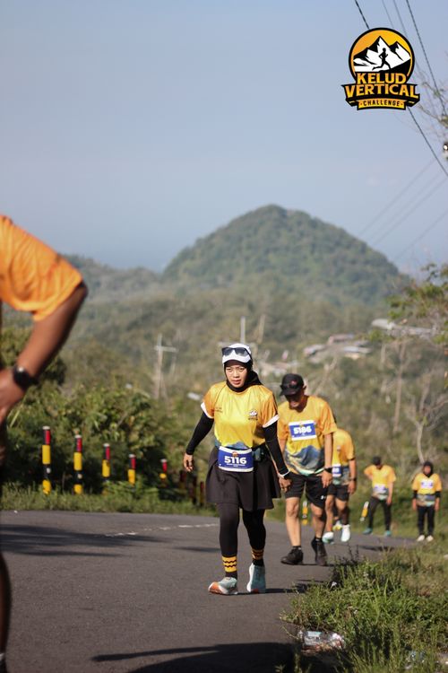 Race photo from Kelud Vertical Challenge 2024