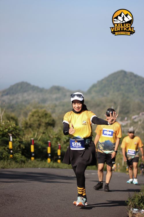 Race photo from Kelud Vertical Challenge 2024