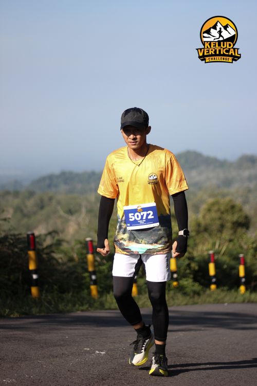 Race photo from Kelud Vertical Challenge 2024