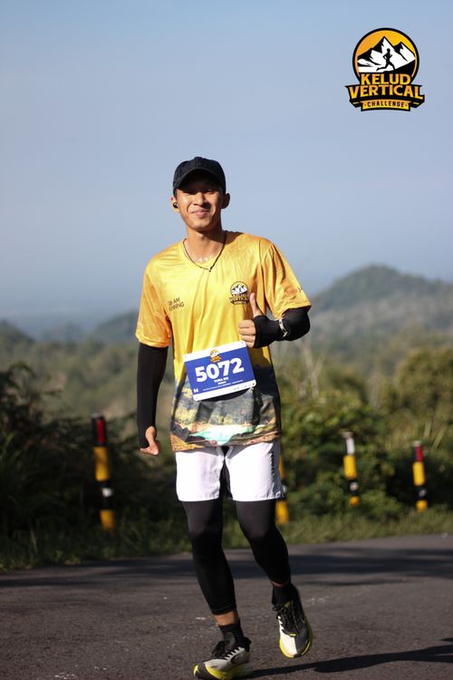Race photo from Kelud Vertical Challenge 2024