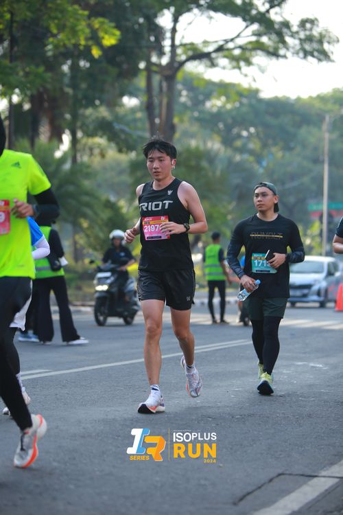 Race photo from Isoplus Run 2024 Surabaya