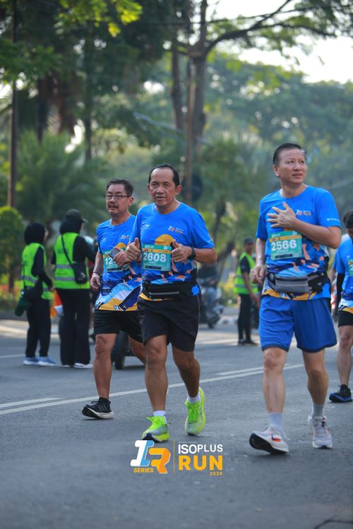 Race photo from Isoplus Run 2024 Surabaya