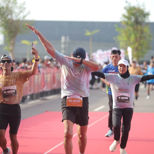 Race photo from KEDIRI HALF MARATHON 2026