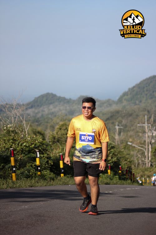 Race photo from Kelud Vertical Challenge 2024
