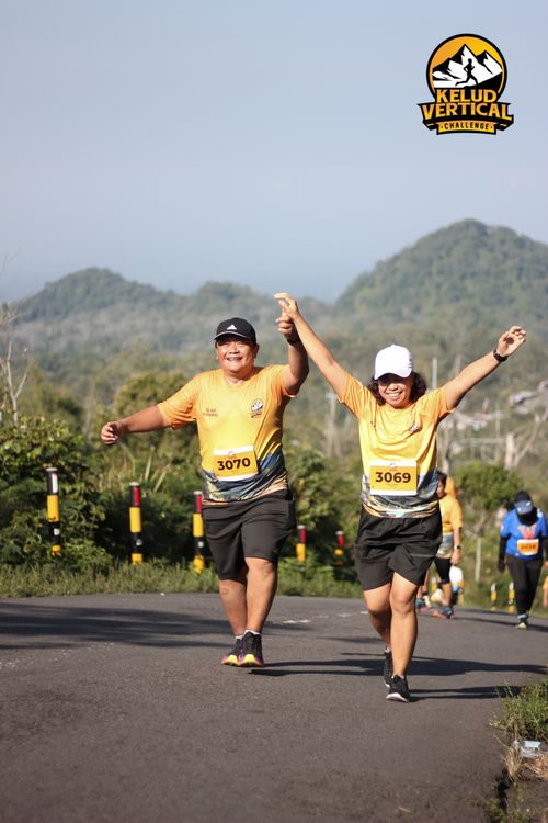 Race photo from Kelud Vertical Challenge 2024