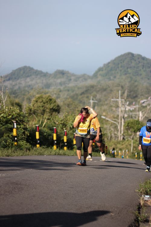 Race photo from Kelud Vertical Challenge 2024
