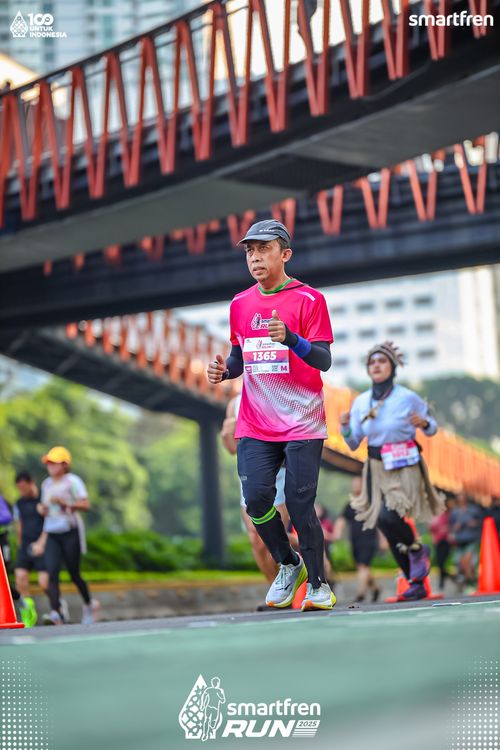 Race photo from Smartfren Run 2025 