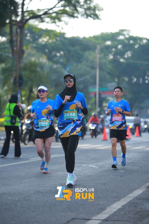 Race photo from Isoplus Run 2024 Surabaya