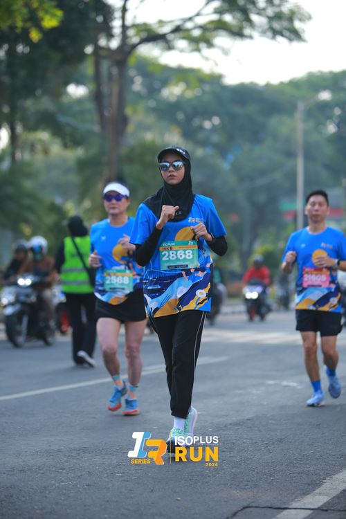 Race photo from Isoplus Run 2024 Surabaya
