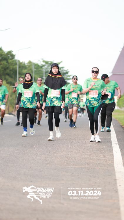 Race photo from Arutmin Borneo Run 2024