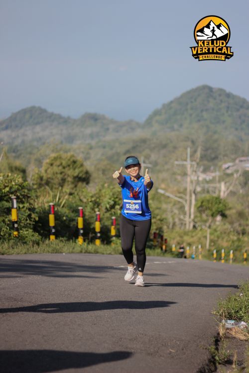 Race photo from Kelud Vertical Challenge 2024