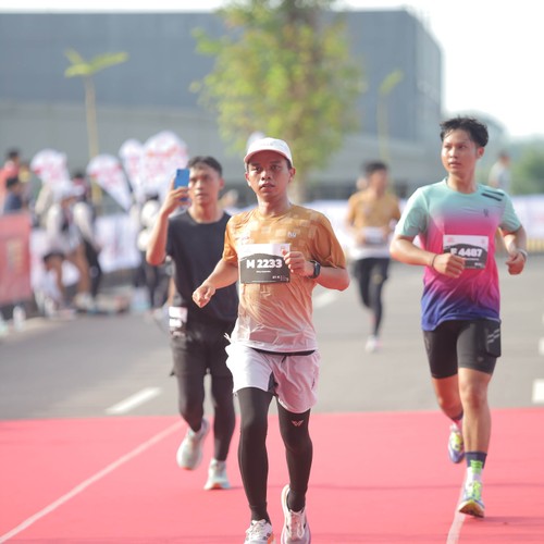 Race photo from KEDIRI HALF MARATHON 2026
