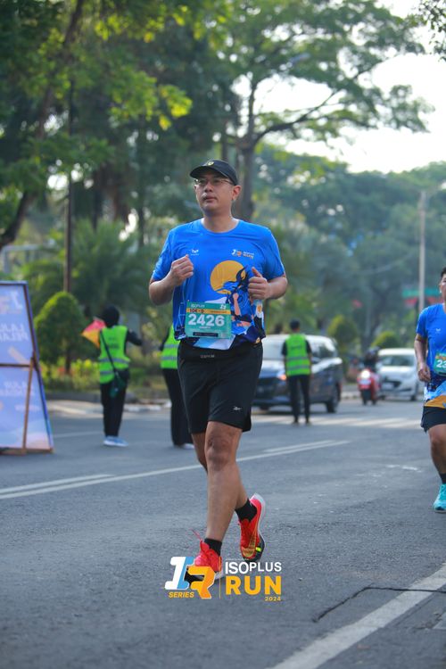 Race photo from Isoplus Run 2024 Surabaya