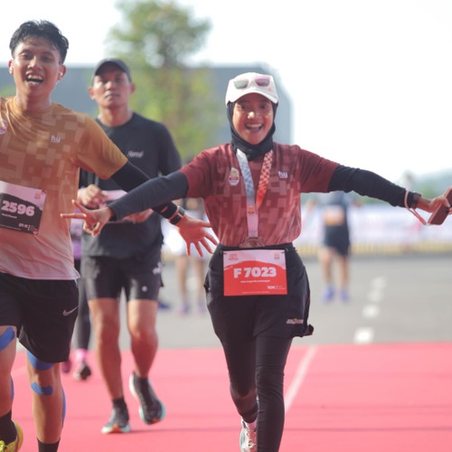 Race photo from KEDIRI HALF MARATHON 2026
